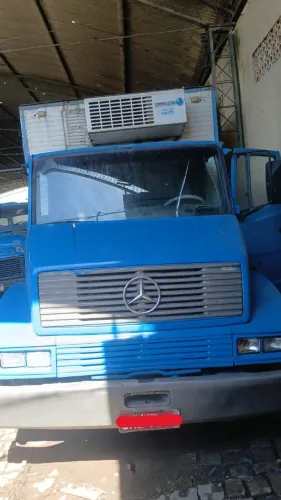 M. BENZ L 2318 / 1992