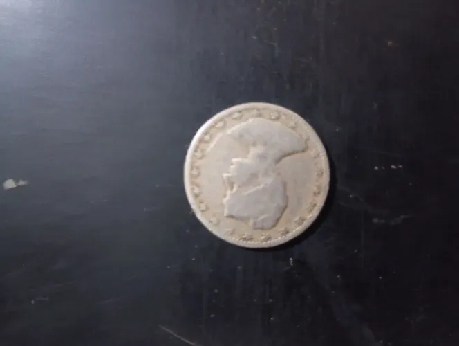 Vêndo moeda de 1901 de 200 reis