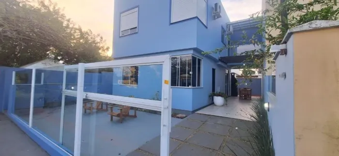 Casa com 3 dormitórios à venda, 135 m² por R$ 1.550.000 - Campeche - Florianópolis/SC