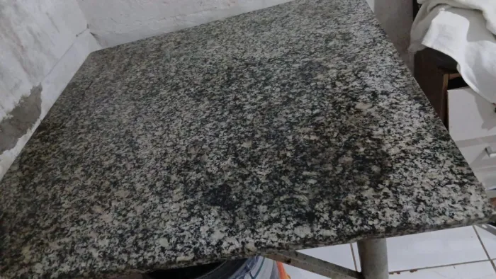 Mesa de marmeri/lisa