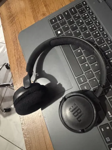 Fone JBL sem fio