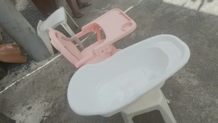 Kit Banheira + Cadeira de Alimentação