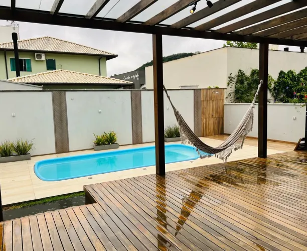 CASA para LOCAÇÃO no CONDÔMINO CALEDÔNIA CAMBORIÚ