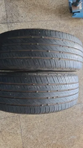 Vendo pneus meia vida 205/55/17 Continental