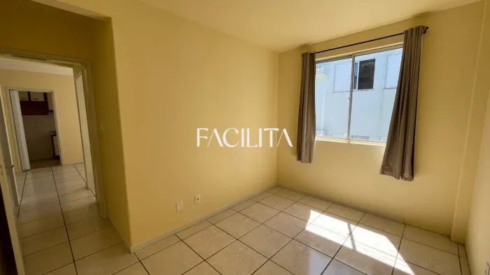 Apartamento com 2 quartos para locação no bairro Itacorubi, Florianópolis.