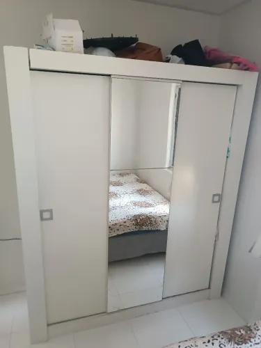 Vendo diversos móveis usados