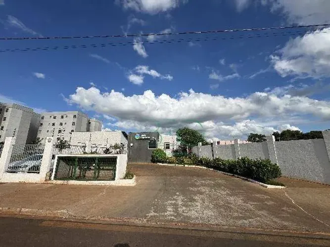 Apartamento com 2 dorm à venda, 48 m² por R$ 113.025,32 - Jardim Panorama - Araraquara/SP