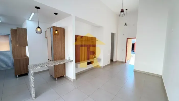 Casa em Condomínio à Venda em Bady Bassitt-SP - 2 Quartos, 2 Suítes, 2 Salas, 3 Banheiros