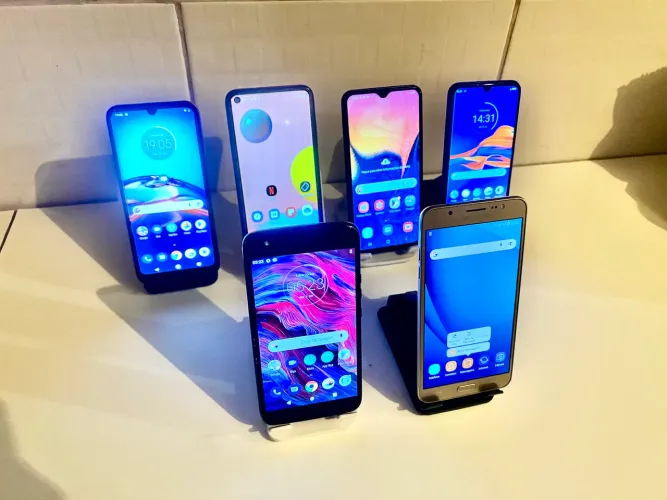 Celulares funcionando a partir de 199,00