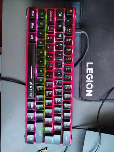 TECLADO NPLAY CONQUER 3.0