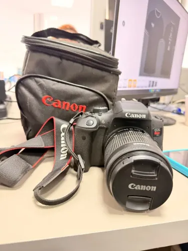 Câmera Canon EOS Rebel T6i
