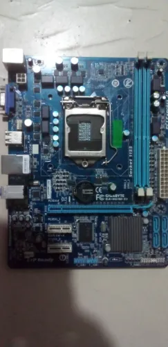Placa-mãe Gigabyte GA-H61M-S1 sucata