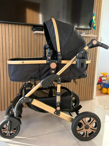 Carrinho de bebê