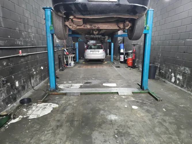 Elevador automotivo 2.500 kilos