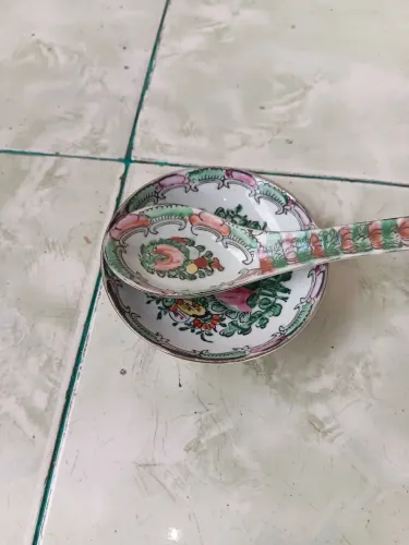 Bibelots variados importados