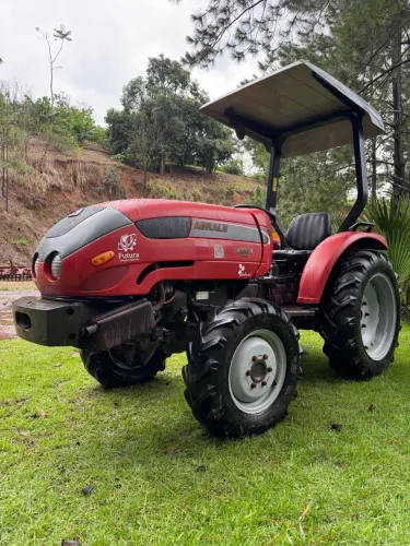 Agrale 4230.4 4x4 conservadíssimo! 1.800h originais
