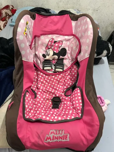Vende cadeirinha de carro