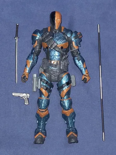 Boneco Deathstroke Exterminador Arkham City Arkham Origins