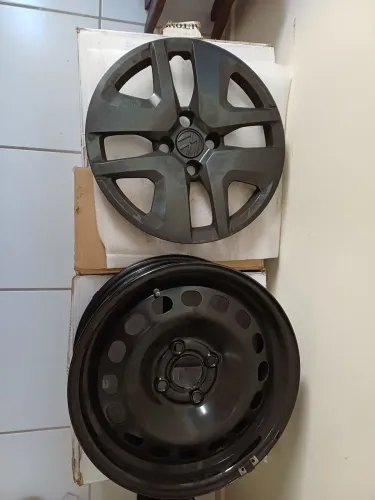 Conjunto de Rodas de Ferro do Tera MPI, Com o conjunto de Calotas!