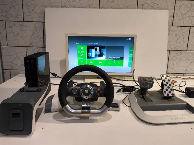 Volante Sem Fio Xbox 360 Wireless Racing Wheel (Microsoft) com Pedais - LEIA A DESCRIÇÃO