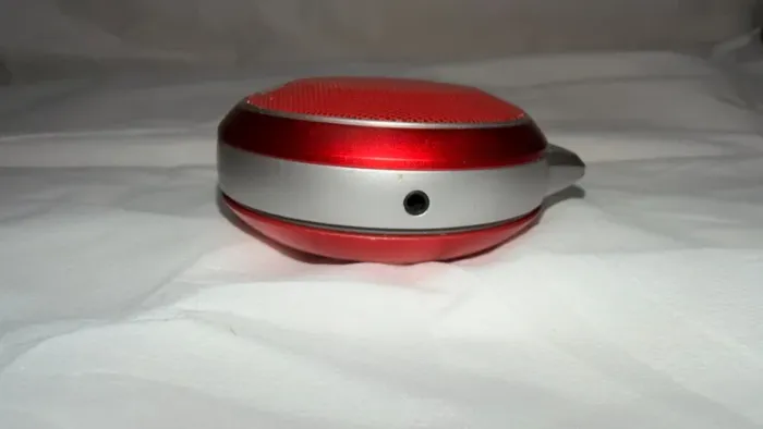 Caixinha de som JBL Micro Wireless vermelho