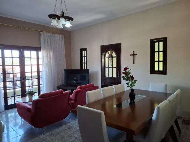 OPORTUNIDADE! TERRENO COM 2 CASAS + EDÍCULA