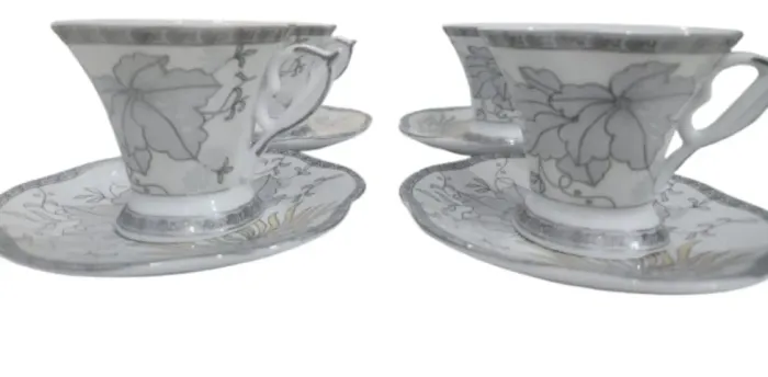 Conjunto de 4 xícaras de café / cha em porcelana DM Brasil (clássico & elegante) veganismo