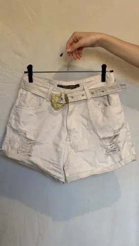 Short Jeans Bege + Cinto TAM 38/40
