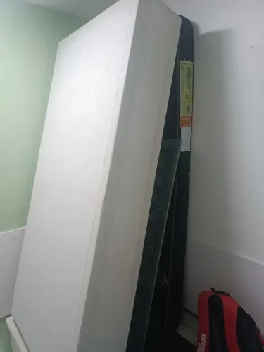 Cama box com colchão solteirão
