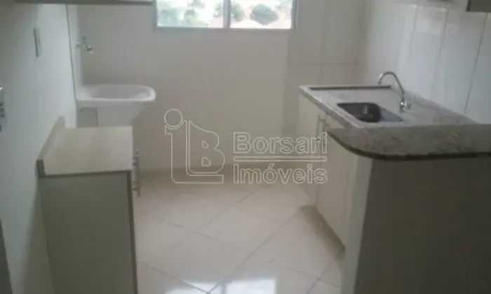 Venda de Apartamentos / Padrão na cidade de Araraquara