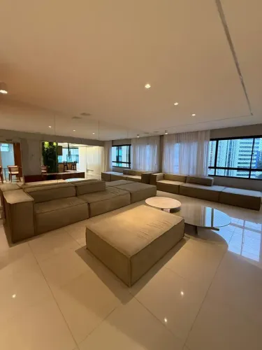 Apartamento a venda na Pituba com 4 suites e mobiliado no Portal do Bosque