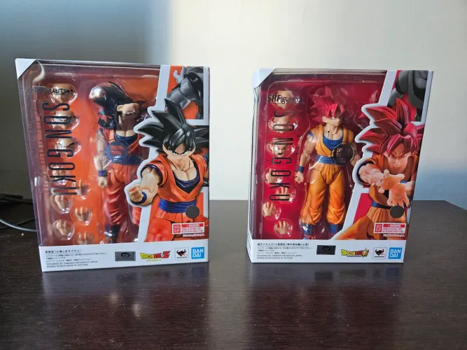 Sh figuarts Goku the kind hearted saiyan e goku god lacrado 