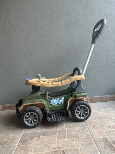 Carrinhoe de Passeio Jip Jip Maral (Militar)