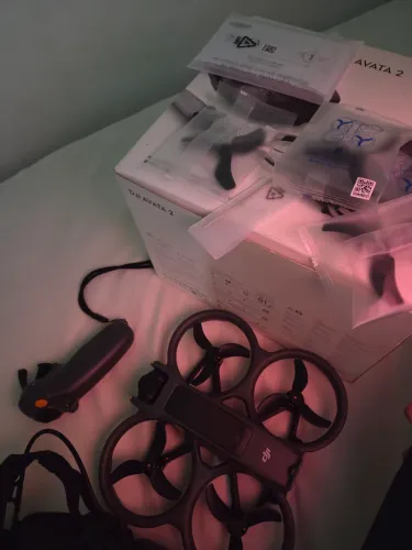 Drone FPV DJI Avata 2 Combo + Óculos Goggles 3 (Impecável)