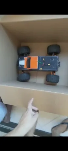 Automodelo dhk maximus