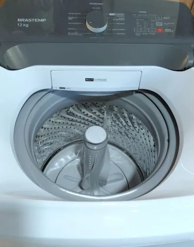 Vendo máquina de lavar de 12Kg 