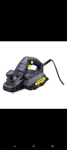 plaina elétrica manual Hammer PL-7500, com potência de 750 W.
