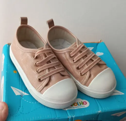 Tenis Pimpolho tamanho 22 menina
