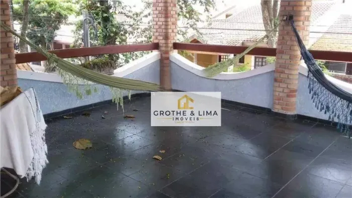 Casa com 5 dormitórios no Condomínio Residencial Planalto- São José dos Campos-SP
