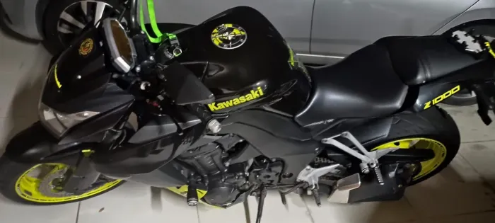 Kawasaki z1000
