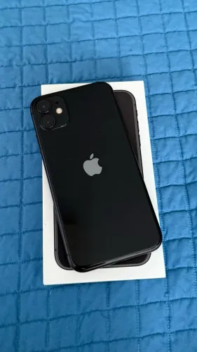 iPhone 11