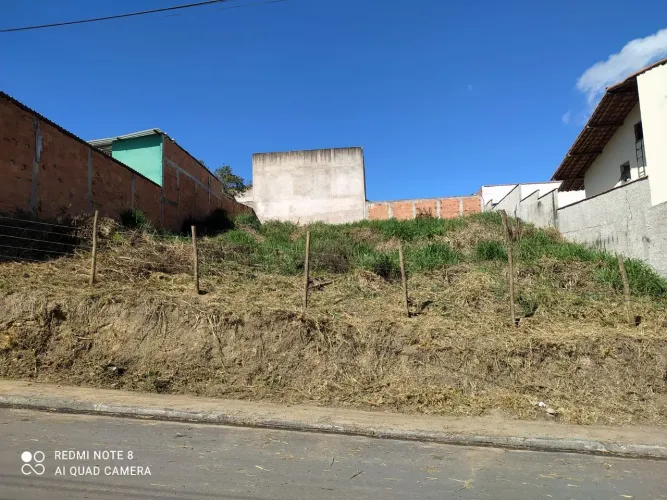 Terreno no Parque das Garças. Documentações e escrituras regularizadas.