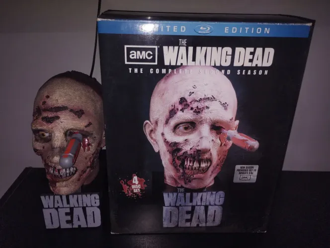Zombie The walking dead head