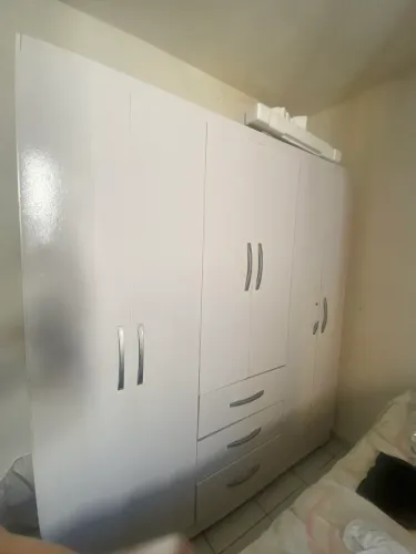 Guarda roupa usado