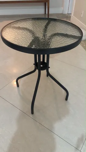 Mesa redonda de vidro