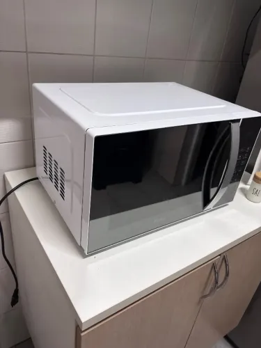 Micro-ondas 28L novíssimos 4 meses de uso