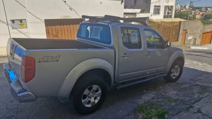 Nissan Frontier Se/se Strik CD 4X4 2.5 TB Dies. 2011
