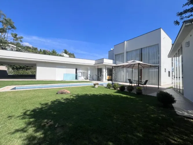 Casa para alugar em Vinhedo, Condominio Marambaia, com 3 suítes, com 248 m²
