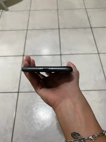 iPhone 8 Plus 64Gb