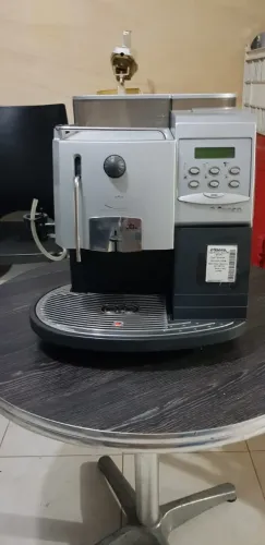 Maquina de cafe expresso Saeco Royal